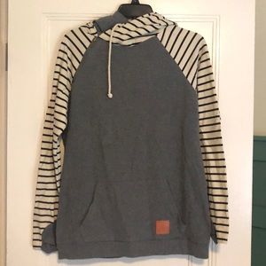Gray sweatshirt with zipper and striped sleeves
